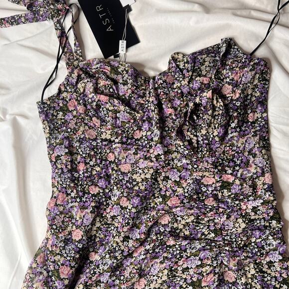NWT Astr the Label Milkmaid Tie-Strap Floral Midi Dress - Picture 6 of 8